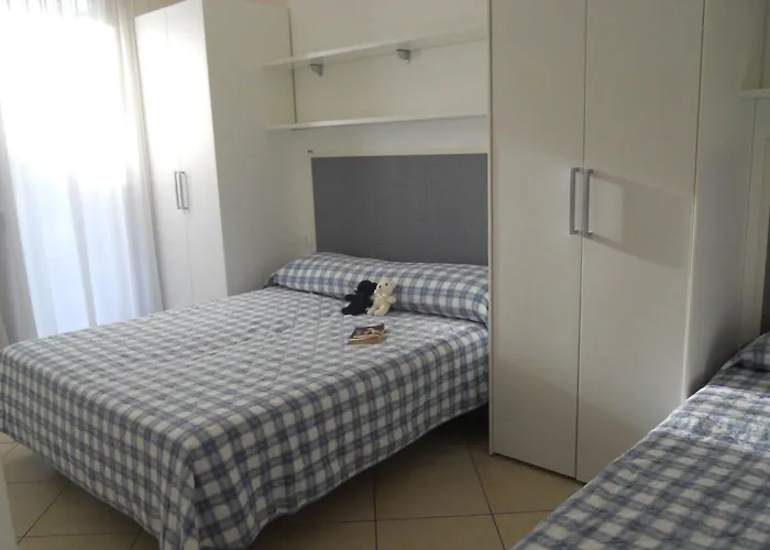 Family With Garden, Pool And Fireplace Lejlighed Bibione