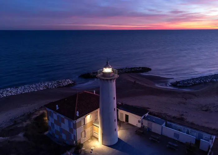 Family With Garden, Pool And Fireplace 아파트 비비오네